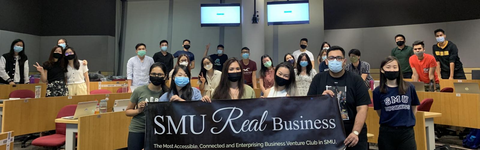 SMURealBusiness Cover