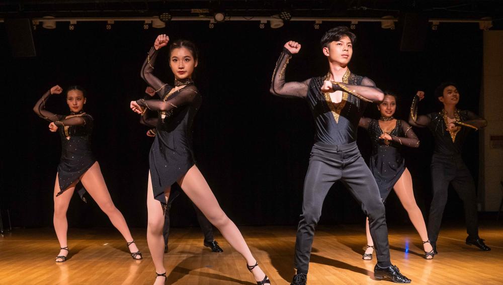 SMU Caderas Latinas
