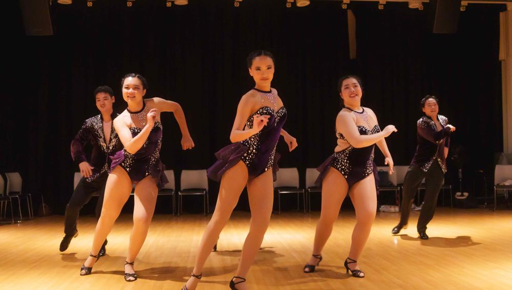 SMU Caderas Latinas